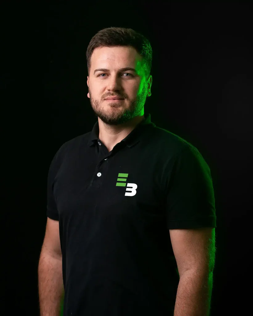 Ferat Rustani, Elektroinstallateur EFZ und Service Monteur bei der Elektro Brühlmann GmbH